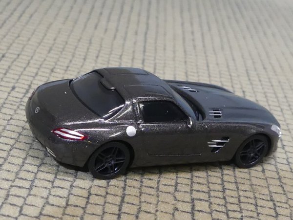 1/87 Herpa MB SLS AMG Monza grau metallic 430784-002