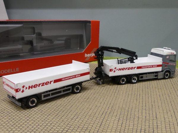 1/87 Herpa Scania CR 20 ND Baustoff-Hängerzug Herzer AT 316842