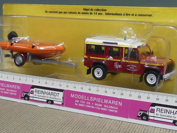 1/43 IXO DEFENDER VLHR mit Blister Pompiers Feuerwehr KL012