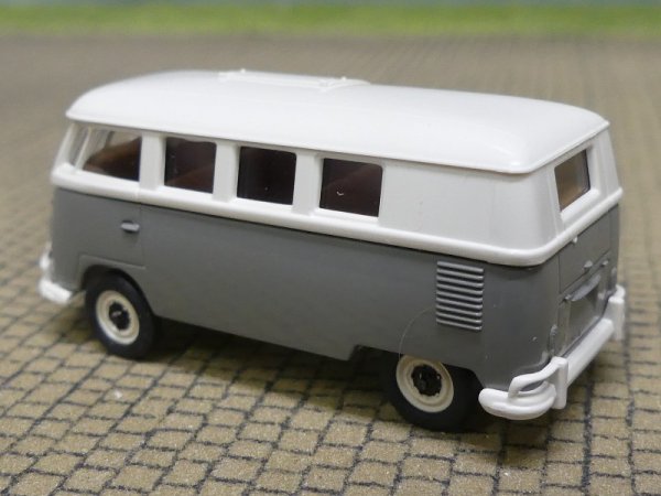 1/87 Brekina # 0720 VW T1 Camper / Klappe weiß/grau Export USA