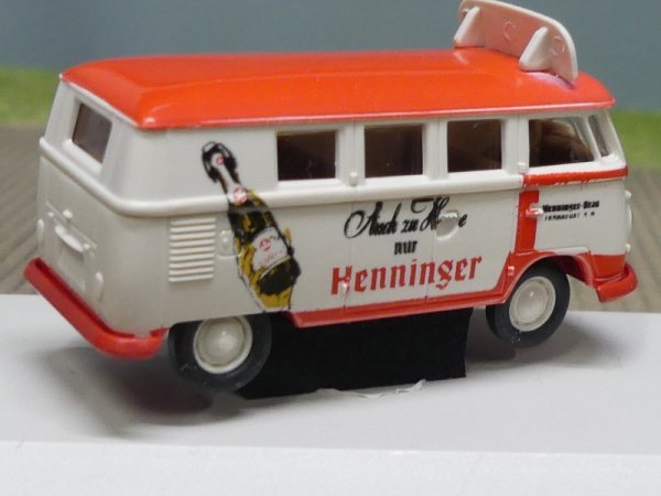 1/87 Brekina # 0772 VW T1 b Henninger Bräu