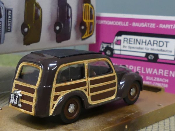 1/43 Brumm Fiat 500 braun/beige r49