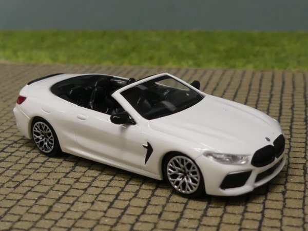 1/87 Minichamps BMW M8 Cabrio weiß 870 029032