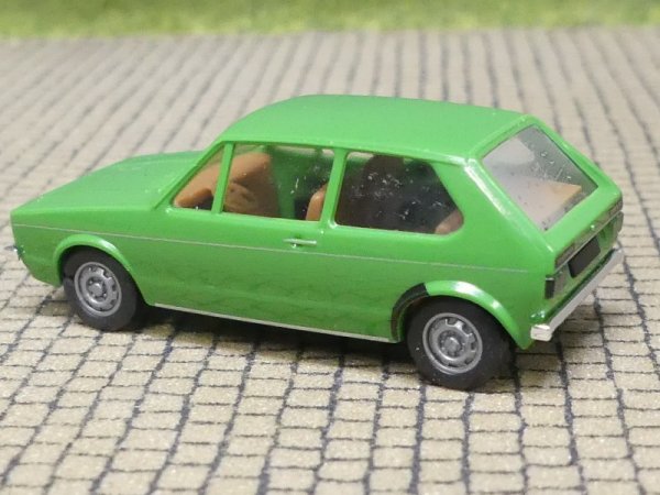 1/87 Brekina VW Golf I grün (G1#09)