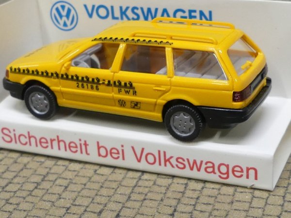 1/87 Wiking VW Passat Variant B3 Crash Test