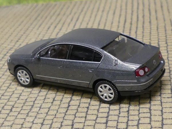 1/87 Wiking VW Passat Limousine blaugraumetallic Bj.ab 2008  87