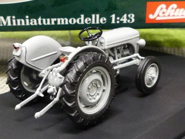 1/43 Schuco Ferguson TE 20 02871
