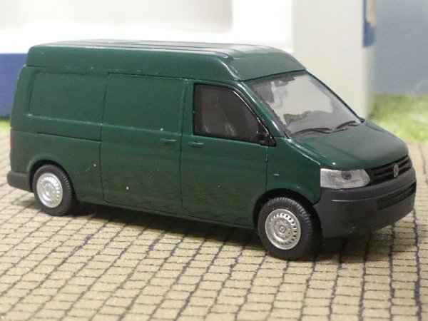 1/87 Rietze VW T5 LR dunkelgrün Kasten MD 11523