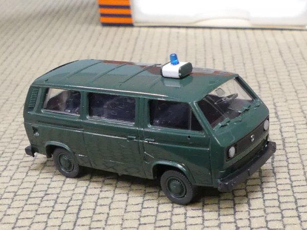 1/87 Roco VW T3 Bundesgrenzschutz Bus 458