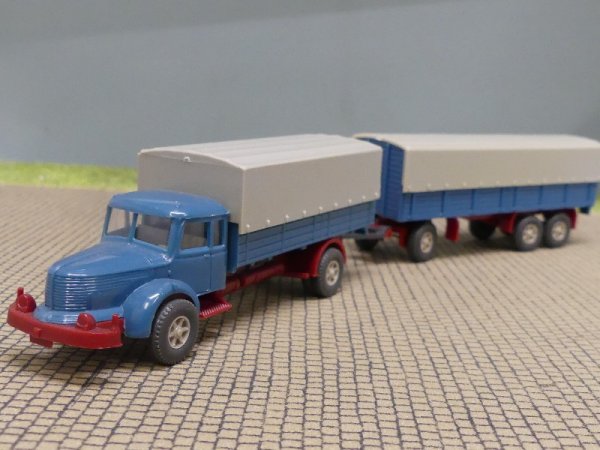 1/87 Wiking Krupp Titan azurblau Planen-Hängerzug 480