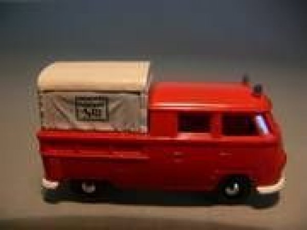 1/87 Brekina # 0893 VW T1 b DoKa Feuerwehr 32806