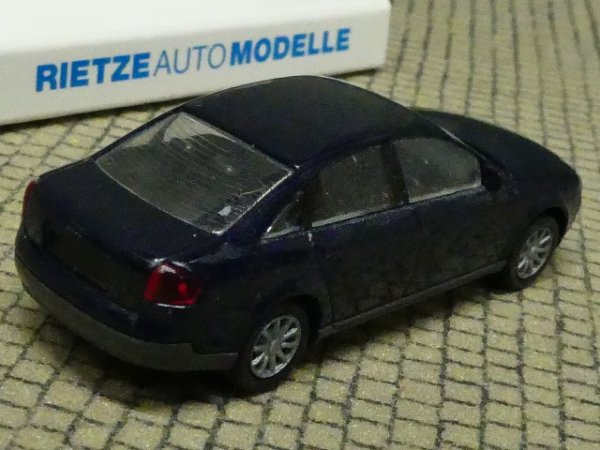 1/87 Rietze Audi A6 dunkelblau Felgen grau