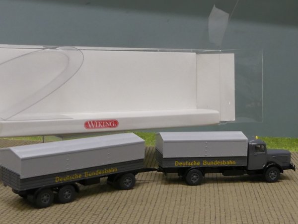 1/87 Wiking Büssing 8000 Deutsche Bundesbahn Planen-Hängerzug 858 02