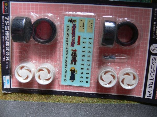 1/24 Fujimi #7 Super Volk Reifen, Felgen und Decals Umrüstsatz