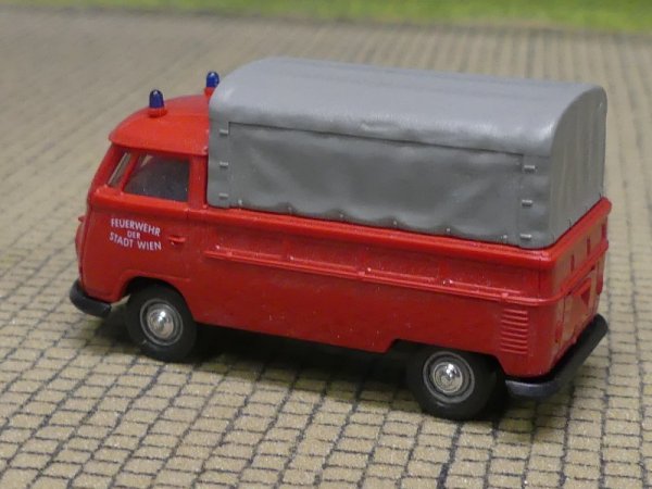 1/87 Brekina # 0742 VW T1 Pritsche Feuerwehr WIEN