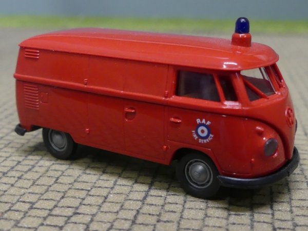 1/87 Brekina # 0751 VW T1 b RAF Royal Fire Service Kasten