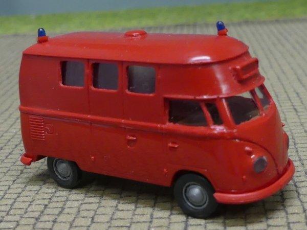 1/87 Brekina # 0754 VW T1 HD Feuerwehr Frankfurt Clinomobil