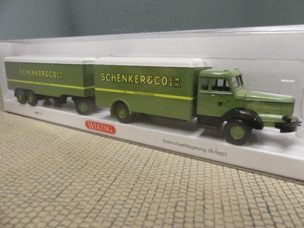 1/87 Wiking Krupp Titan Schenker Koffer-Hängerzug 0502 01