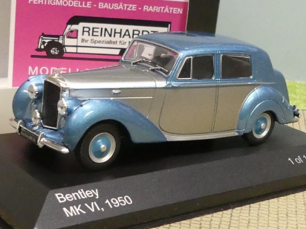 1/43 White Box Bentley MK VI silber/metallic-hellblau WB185