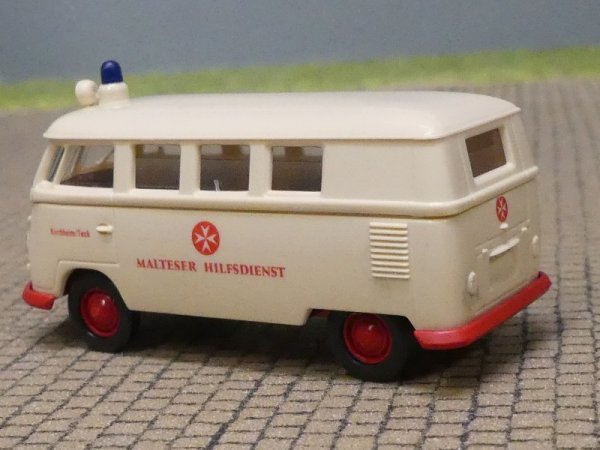 1/87 Brekina # 0651 VW T1b Malteser Hilfsdienst