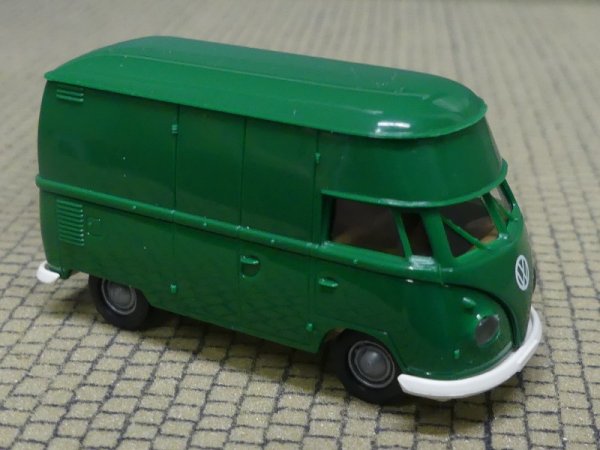 1/87 Brekina # 0782 VW T1 HD Hochdach dunkelgrün 32600