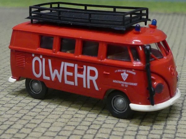 1/87 Brekina # 0776 VW T1 b Feuerwehr Bernsdorf ÖLWEHR A