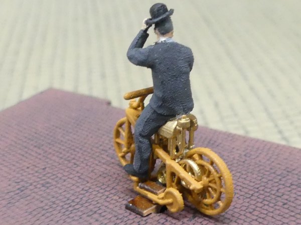 1/87 Busch Daimler-Reitwagen mit Figur 59917