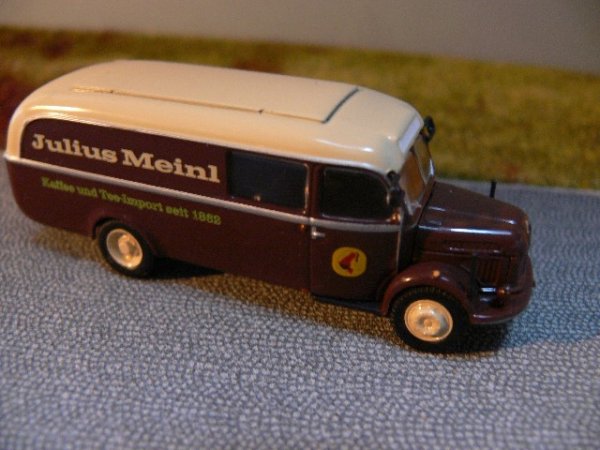 1/87 Brekina Steyr 380 Julius Meinl Paketwagen 58008 Starline