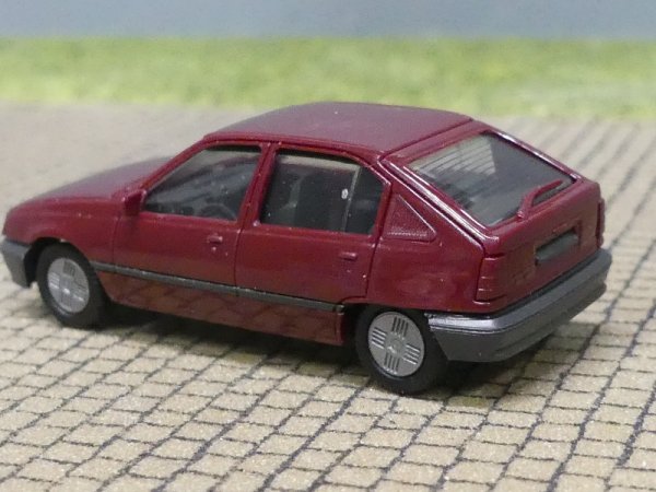 1/87 Herpa Opel Kadett E bordeauxrot