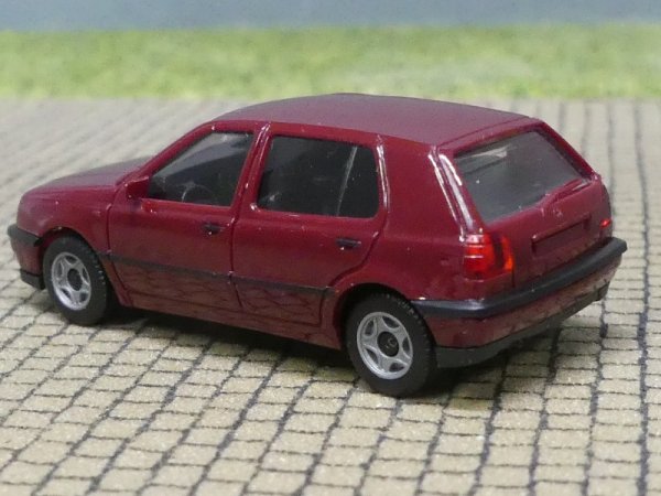 1/87 Herpa VW Golf III 4türig weinrot 021098