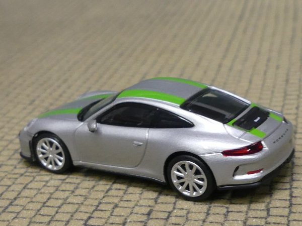 1/87 Minichamps Porsche 911 R 2016 silber mit grün Streifen 870 066225