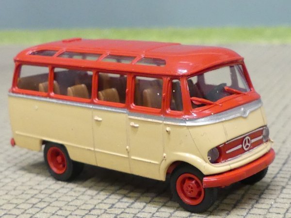 1/87 Brekina MB 319 rot/beige Panoramabus 3614