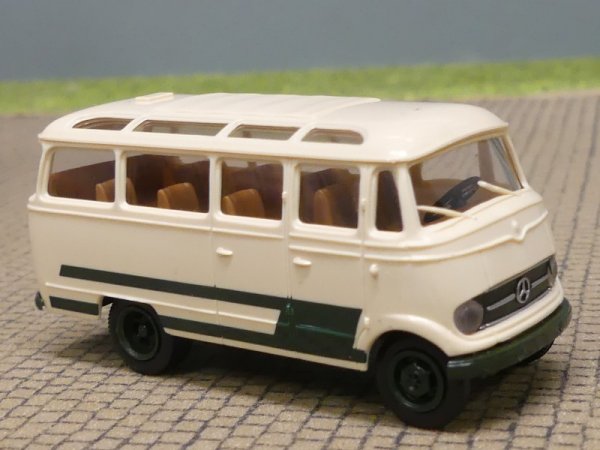 1/87 Brekina MB 319 elfenbein/ Decor dunkelgrün Panoramabus