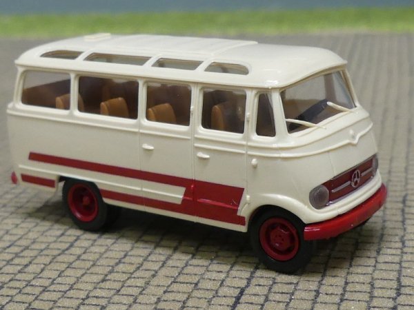 1/87 Brekina MB 319 elfenbein/ Decor rot Panoramabus