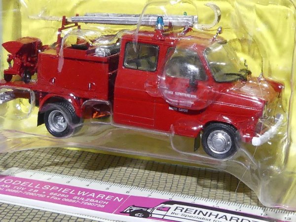 1/43 IXO Ford Transit 190 VPI Pompiers Feuerwehr KL016
