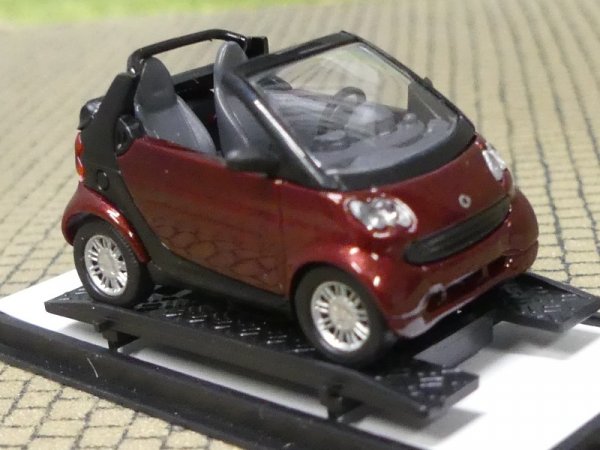 1/87 Busch Smart Fortwo Cabrio Truestyle 48973