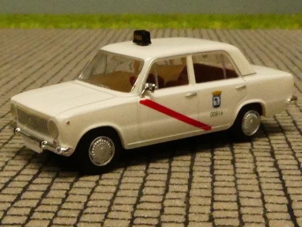 1/87 Brekina Seat 124 Taxi Spanien weiß Madrid 92241