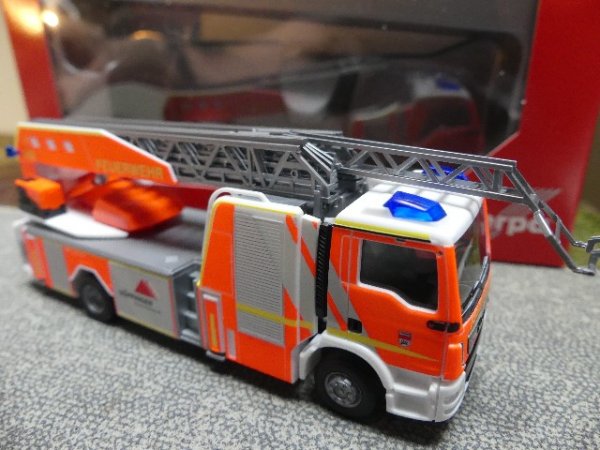 1/87 Herpa MAN TGM Metz Drehleiter 32 XS Feuerwehr Göppingen 093064