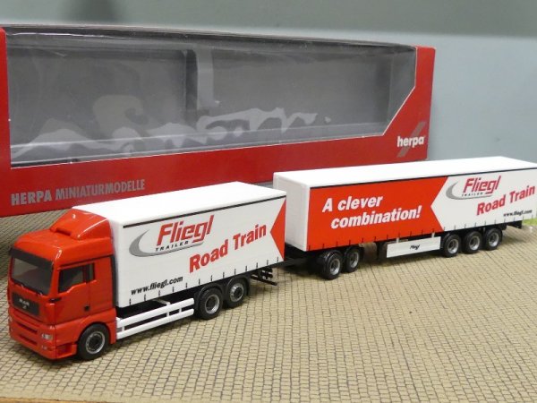 1/87 Herpa TGS XLX Fliegl Road Train Gardinenplanen-Hängerzug 153096