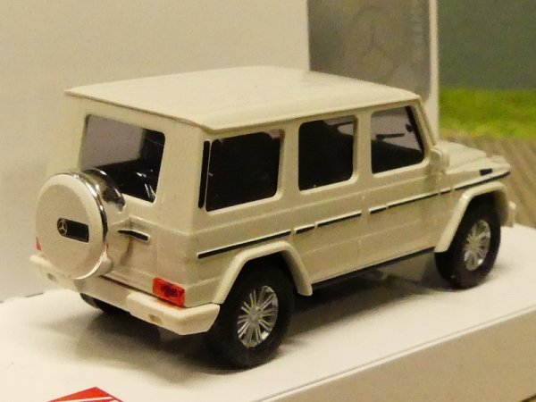 1/87 Busch MB G-Klasse 08 weiß große Stoßstange 51466
