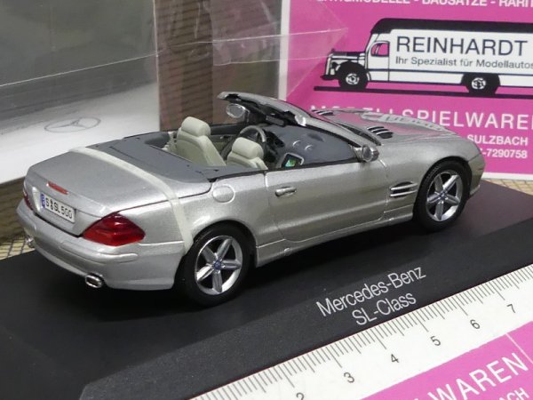 1/43 Minichamps MB SL-Klasse Cabrio silber B6 696 1968
