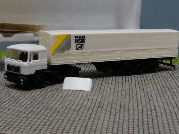 1/87 Herpa MAN F90 MAN Super Truck Planen Sattelzug