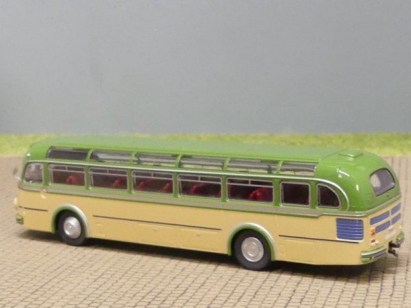1/87 Brekina MB 6600 H Deutsche Bundespost grün beige Sondermodell 20. Post-Serie 018077