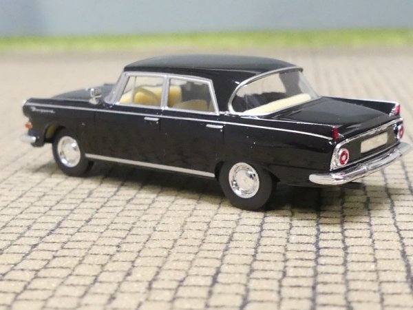 1/87 Brekina Borgward P100 schwarz 15503