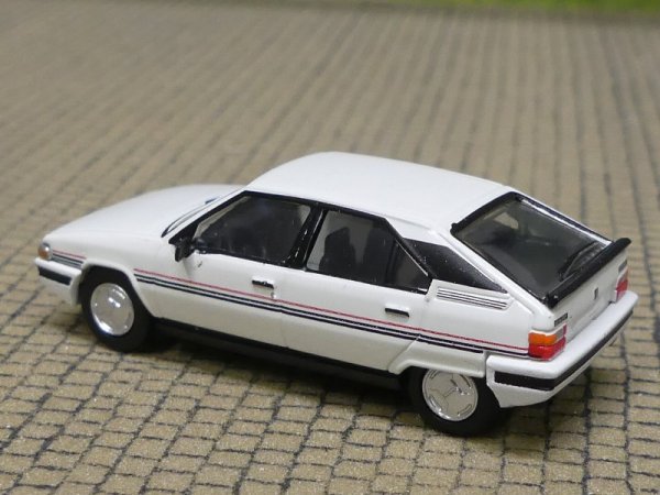 1/87 PCX Citroen BX weiß 870718