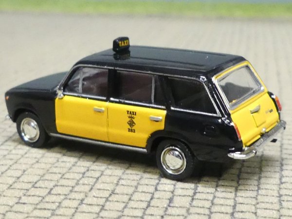 1/87 Brekina Seat 124 Kombi, Taxi Barcelona 22430