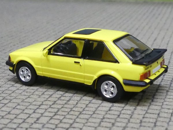 1/87 PCX Ford Escort MK III XR3i gelb, 1982, 870788