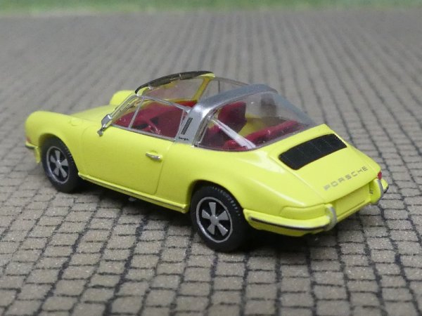 1/87 Brekina Porsche 911 Targa gelb 16263