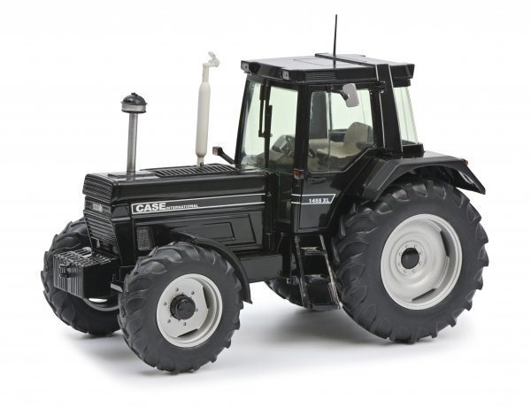 1/32 Schuco Case 1455 XLA schwarz 450780900