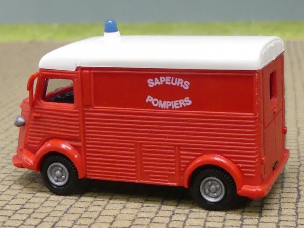 1/87 Busch Citroen HY Sapeur Pompiers Praline